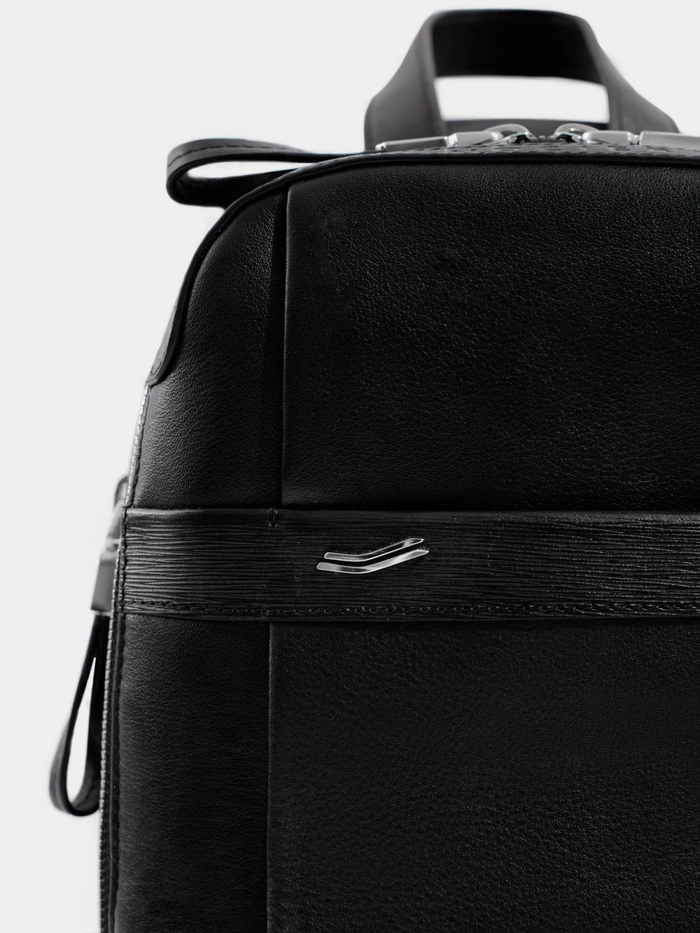 vantage black leather sling bag zipper details front view