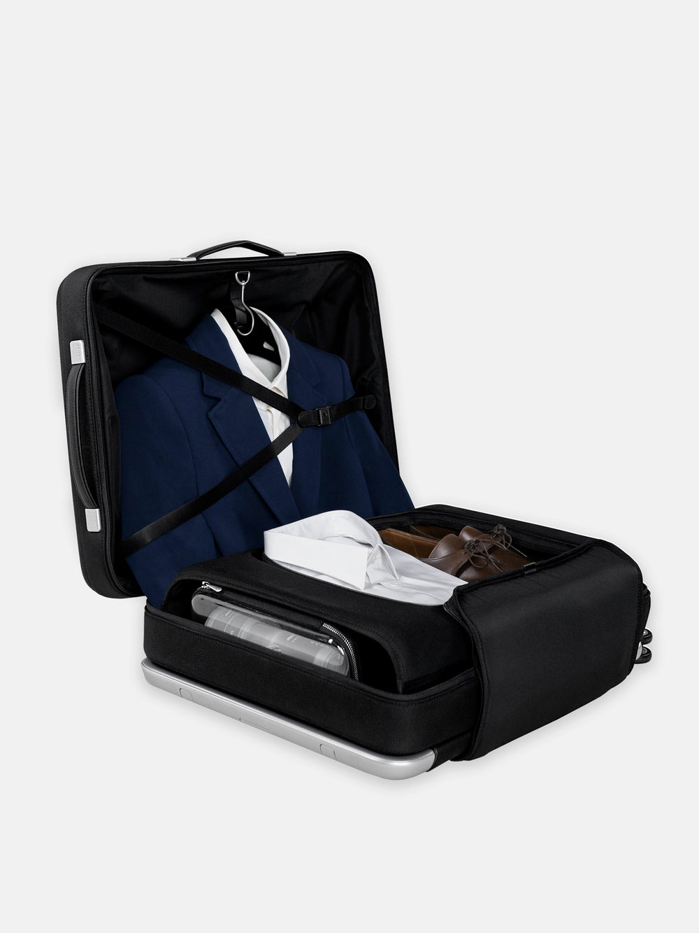 avant zero crease suit compartment for luggage
