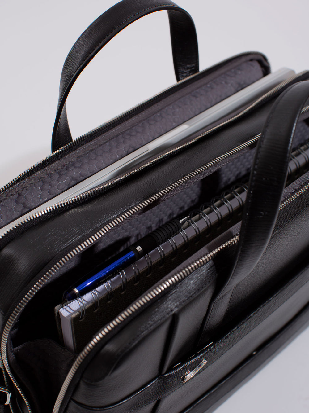 vocier briefcase medium details open zipper black